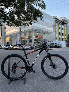 BICICLETA MTB ARO (29) CALOI COMP MY26 24VELOCIDADES (3X8) FREIO DISC HIDRAULICO TAMANHO 19 (G) COR PRETA/LARANJA