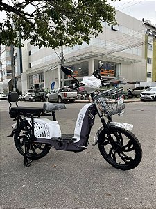 BICICLETA ELÉTRICA E-BIKE 800W PANTANEIRA COR BRANCO