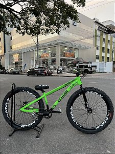 BICICLETA MTB FREERIDE ARO (26) HUPI STRIP KIT SINGLE (SEM MARCHA) FREIO DISC TRASEIRO SHIMANO MT200 COR VERDE/PRETO