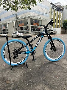 BICICLETA MTB FREERIDE ARO (26) VIKINGX TUFF-25 KIT 7 VELOCIDADES (1X7) FREIO A DISCO MECÂNICO COR PRETO/AZUL/BRANCO