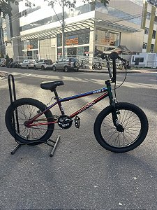 BICICLETA ARO (20) FEMININA/MASCULINA COR CAMALEÃO SEM MARCHA FREIO V-BRAK PRO-X SERIE 5 2026