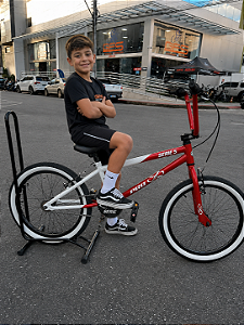 BICICLETA ARO (20) MASCULINA COR VERMELHO METALICO/BRANCO SEM MARCHA FREIO V-BRAK PRO-X SERIE 5