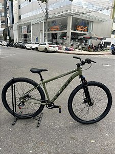 BICICLETA MTB ARO (29) VELOOH START 7 VELOCIDADES FREIO A DISCO MECÂNICO TAMANHO 17 (M) COR VERDE MILITAR
