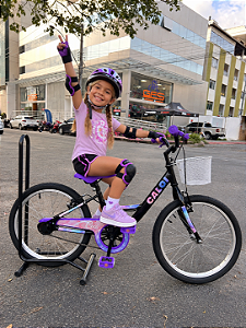 BICICLETA ARO (20) FEMININA CALOI CECI S/ MARCHA FREIO V-BRAKE COM CESTA COR PRETO/ROXO
