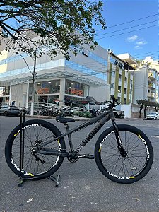 BICICLETA MTB FREERIDE ARO 26 VIKINGX TUFF-25 KIT SINGLE S/MARCHA FREIO A DISCO HIDRÁULICO TRASEIRO SHIMANO COR GRAFITE
