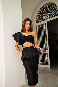 Conjunto Cropped Assimetrico Saia Midi Babado Quetura Preto
