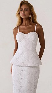 Vestido Branco Tubinho com Detalhes Texturizados