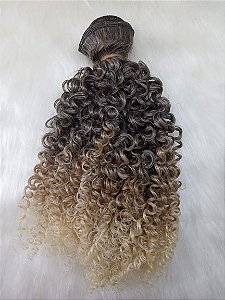 CABELO SINTÉTICO CACHEADO LOIRO COM PONTAS CLARAS