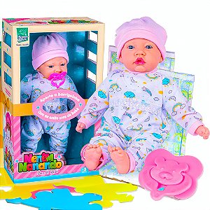 Boneca Neném Nanando Sons De Bebe Com Chupeta e Touquinha