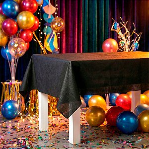 Toalha De Mesa TNT Festa Preto Decoração Eventos 1,20m x 1m