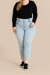 Calça jeans clara de botões