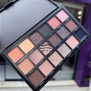 Paleta De Sombras Precious Obsidian - Ruby Rose