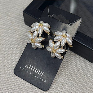 Brinco De Perolas Da Flor Cor: Dourado