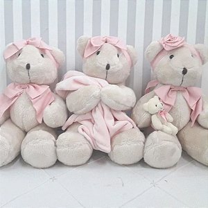 Trio de Ursas de Pelucia