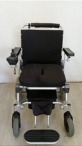 Cadeira de Rodas Motorizada Divinitá 12