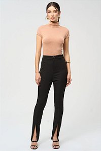 Calça com friso Deby