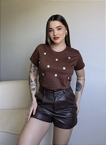 T-SHIRT MARGARIDAS (BORDADA) - MARROM