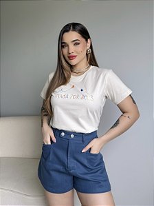 T-SHIRT AMADA POR DEUS (BORDADA) - BEGE NATURAL