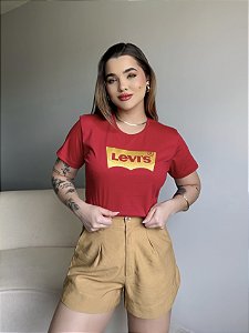 T-SHIRT LEVIS (DOURADO) - VERMELHO