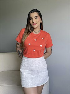 T-SHIRT BORBOLETINHAS (BORDADA) - LARANJA DESERTO