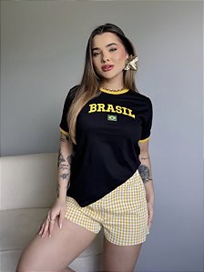 T-SHIRT BRASIL BANDEIRA C/PUNHO - PRETO