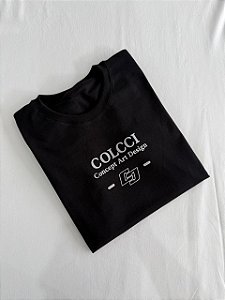 T-SHIRT COLCCI CONCEPT ART DESIGN - PRETO