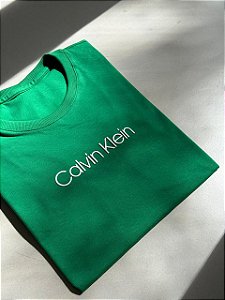 T-SHIRT CALVIN KLEIN ALTO RELEVO - VERDE BANDEIRA