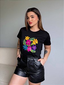 T-SHIRT DTF FLORES - PRETO