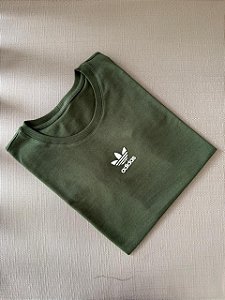 T-SHIRT ADIDAS ALTO RELEVO - VERDE MILITAR