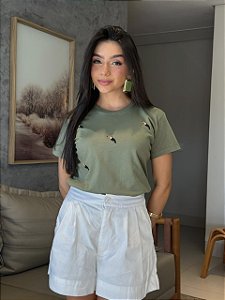 T-SHIRT BORDADA TUCANOS - FOLHA SECA