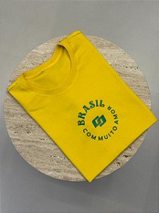 T-SHIRT COLCCI BRASIL COM MUITO AMOR - AMARELO