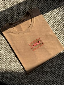 T-SHIRT LANÇA PERFUME PLACA - TERRA