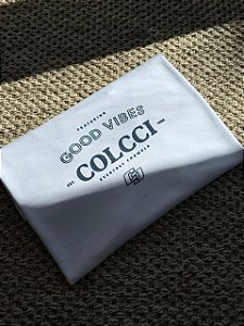 T-SHIRT COLCCI GOOD VIBES - BRANCO