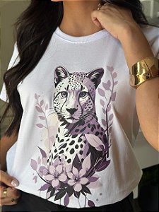 T-SHIRT DTF ONÇA RAMOS DE FLORES - BRANCO