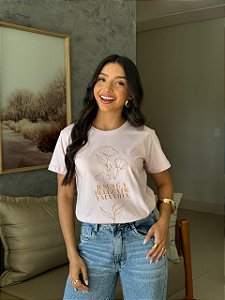 T-SHIRT DTF JESUS É A BELEZA DE UMA VIDA - ROSA ROMANTIC