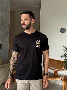 CAMISETA MASCULINA BRASIL FOIL DOURADO - PRETO