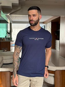 CAMISETA MASCULINA TOMMY HILFIGER EST.1985 - AZUL MARINHO