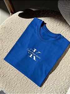 T-SHIRT CALVIN KLEIN JEANS - AZUL BIC