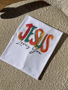 T-SHIRT DTF JESUS LOVES YOU - BRANCO