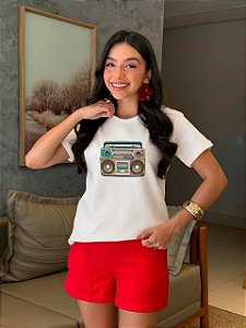 T-SHIRT DTF CAIXA DE SOM RETRÔ - OFF WHITE