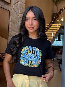 T-SHIRT DTF CARANGUEJO LISTRAS AMARELAS - PRETO