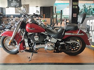 Harley Davidson Deluxe vermelha