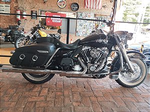 Harley Davidson Road King Classic Preta