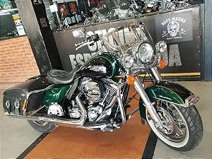 HARLEY-DAVIDSON ROAD KING CLASSIC