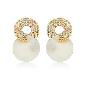 Brinco de zirconia com madreperola banho em ouro 18k