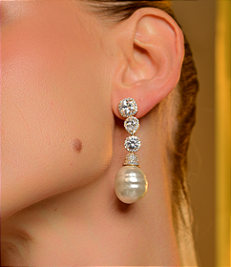 Brinco de perola cravejado de zirconia cristal banho em ouro 18k
