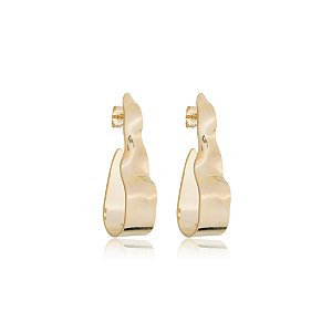Brinco dourado de argola martelado banho em ouro 18k