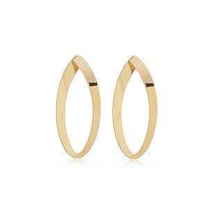 Brinco dourado liso banho em ouro 18k