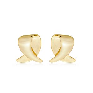 Brinco de base dourado com banho em ouro 18k