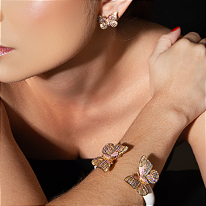 Conjunto de brinco e bracelete esmaltado com zirconia esmeralda banho em ouro 18k